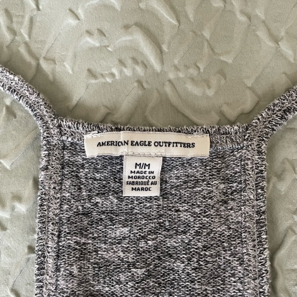 American Eagle Grey Sweater Razor Back Top Size Medium - Picture 4 of 6